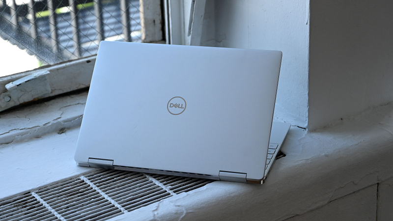 The XPS 13 2-in-1 even comes with stylus support via Windows Ink, though there’s no room on the system itself to stash a pen or stylus.